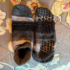 Six pairs pure barre socks